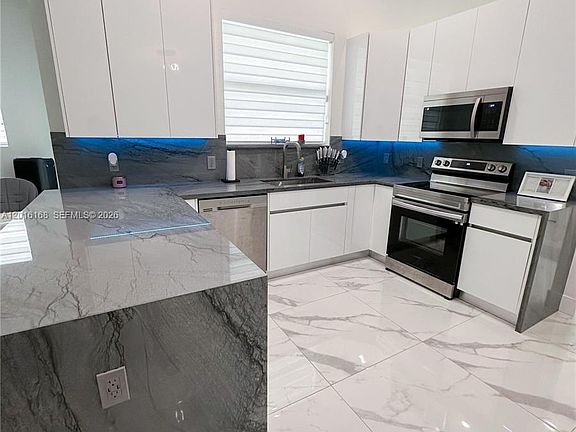 5th image of 12622 SW 224th St