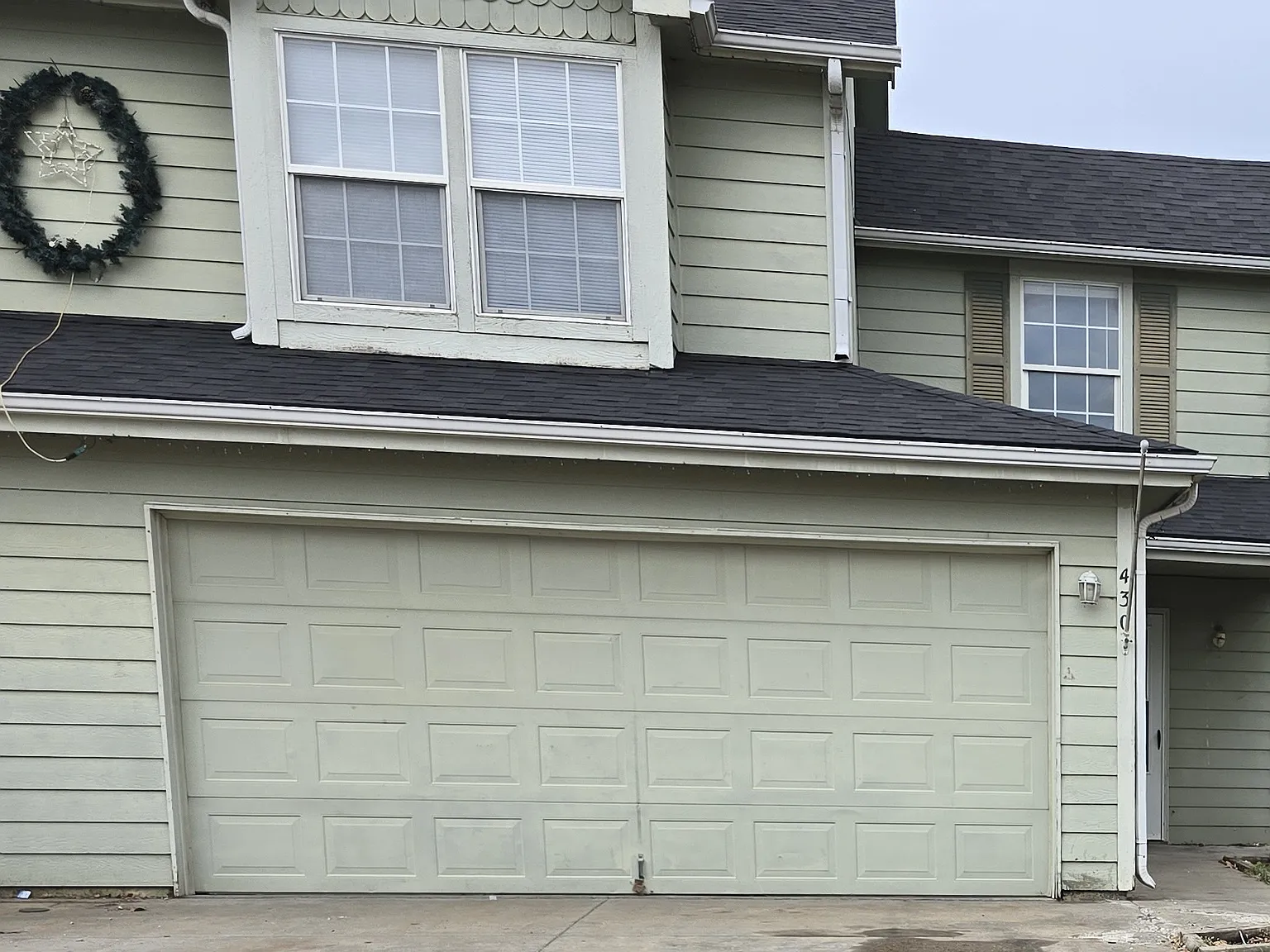 3 bed, 2.5 bath, 1364 sqft, $1,750 — Photo 1