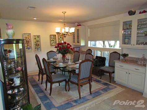 Formal Dinning Room