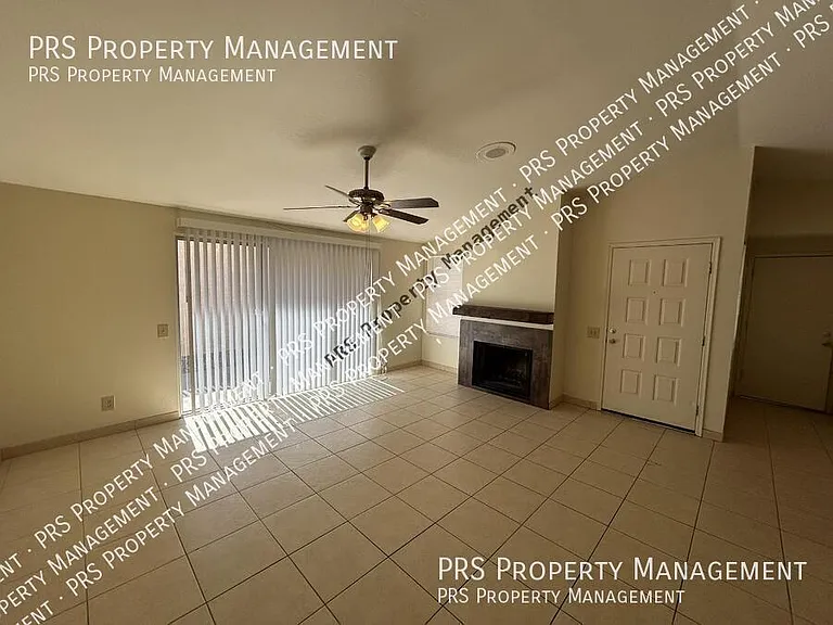 1762 W Colt Rd — Photo 7