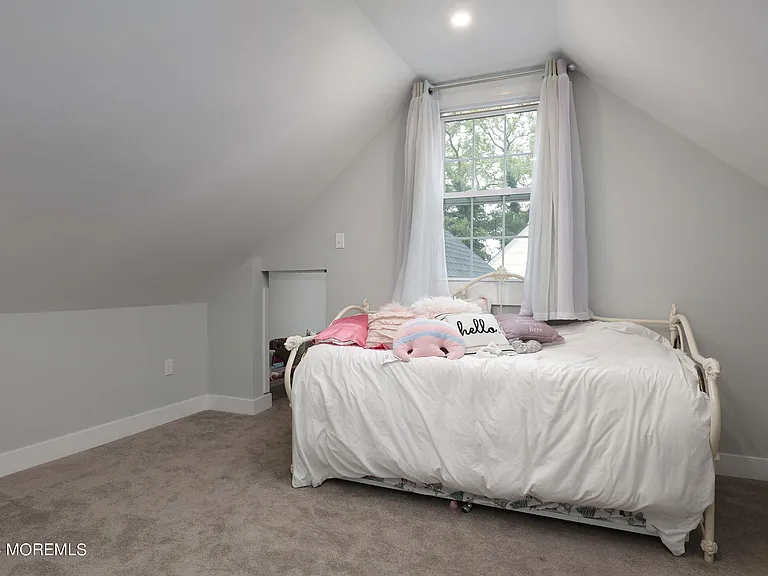 67 E Highland Ave — Photo 13