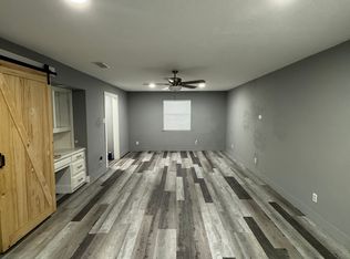 504 E Belt Line Rd #A, Desoto, TX 75115