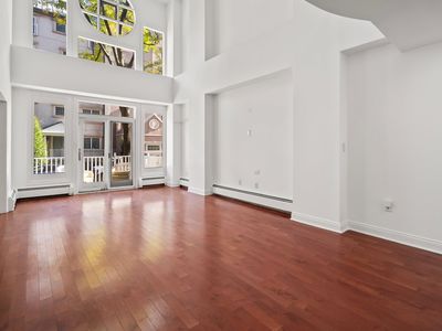 208 Shearwater Ct W APT 11, Jersey City, NJ, 07305