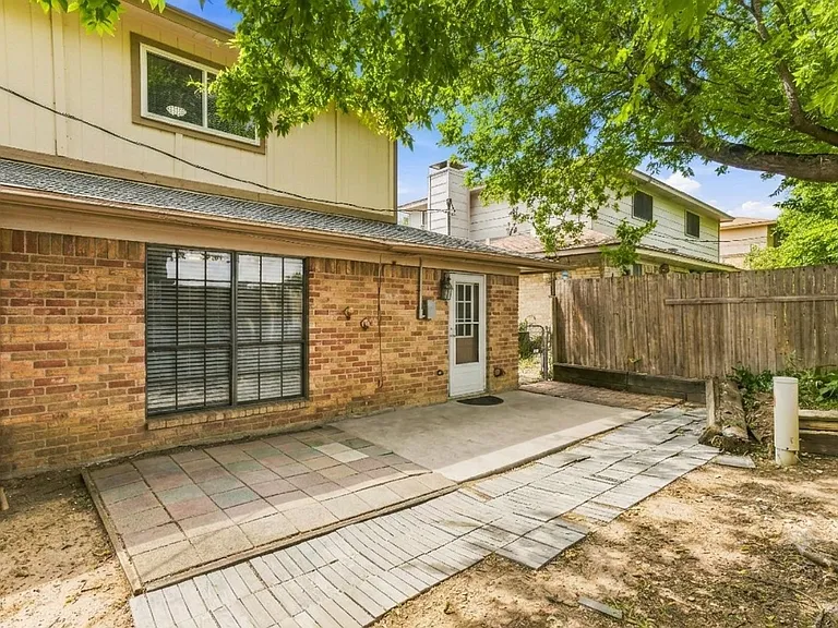 121 Allencrest Dr #123 — Photo 25