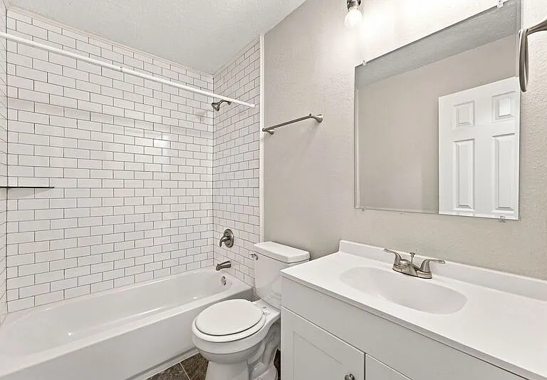 2764 N Barcelona Ave — Photo 7