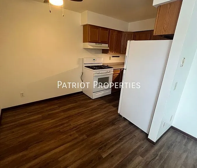 377 Clark St #3 — Photo 4