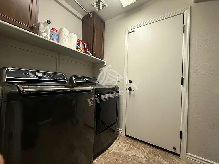6509 W Red Fox Rd — Photo 33