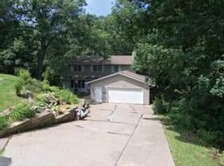 3433 45th Street Ct, Moline, IL 61265