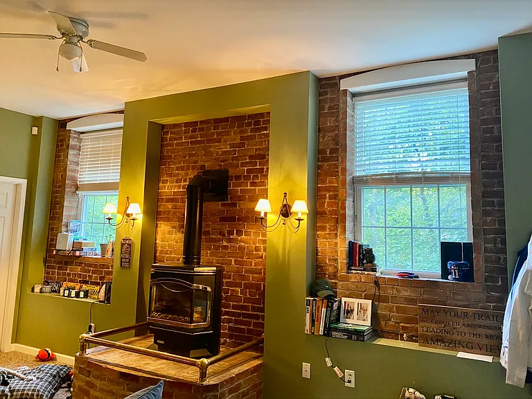 525 Maple Ave #7 — Photo 5