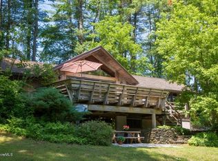 14 South St, Stockbridge, MA 01262