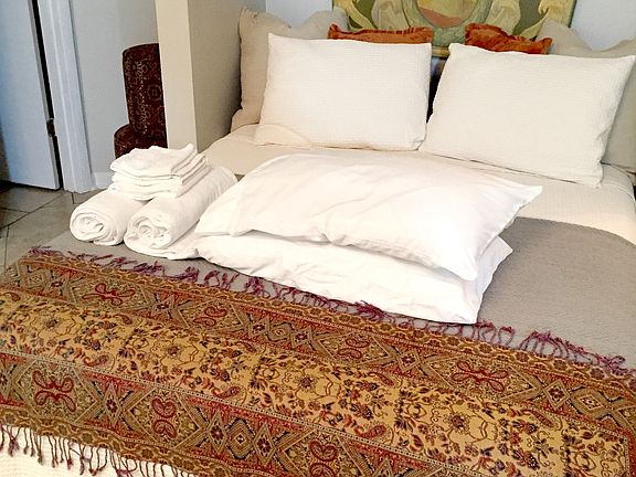 Comfy bed - linens included