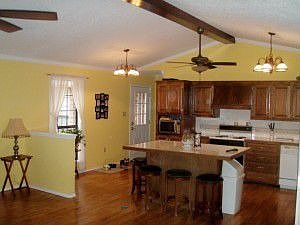 3rd image of 3111 Southgate Dr