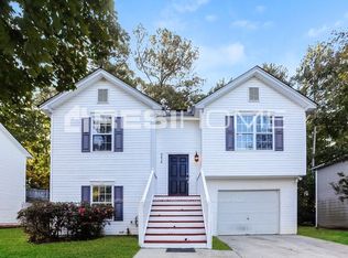 2414 Oakland Spring Dr, Snellville, GA
