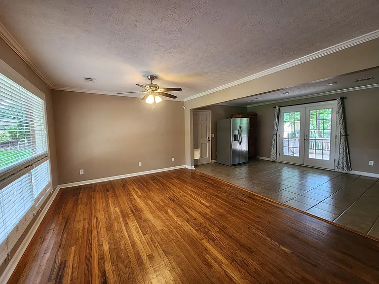 7527 Melinda Dr — Photo 7