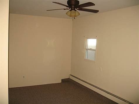 2nd image of 535 Old Country Rd