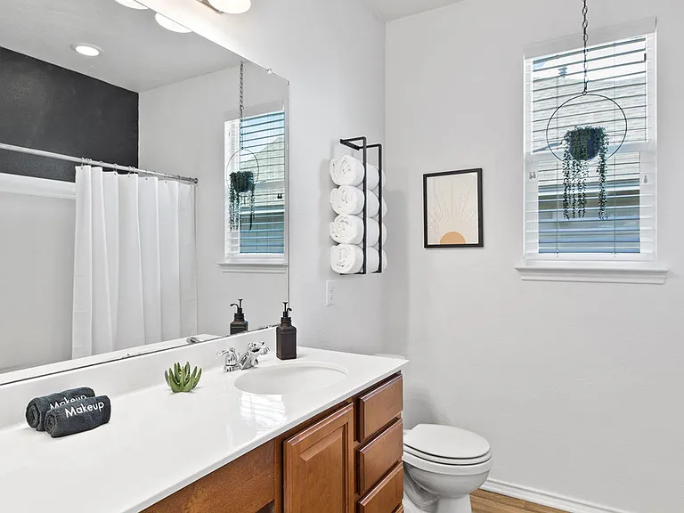 5817 Sardinia Dr — Photo 10