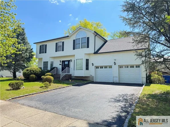 432 Jarrard St, Piscataway, NJ 08854