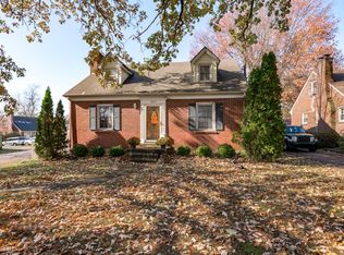 1823 Clays Mill Rd, Lexington, KY 40503