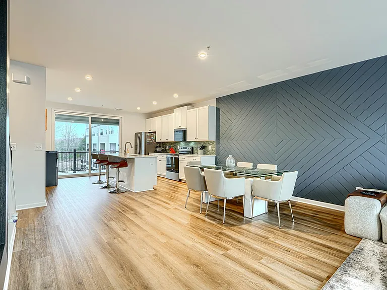 2596 Neabsco Common Pl — Photo 13