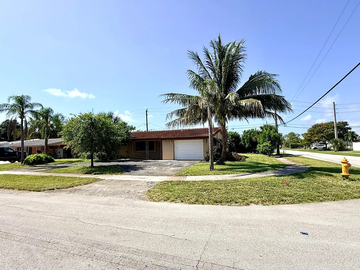 3 bed, 1451 sqft, $3,350 — Photo 1
