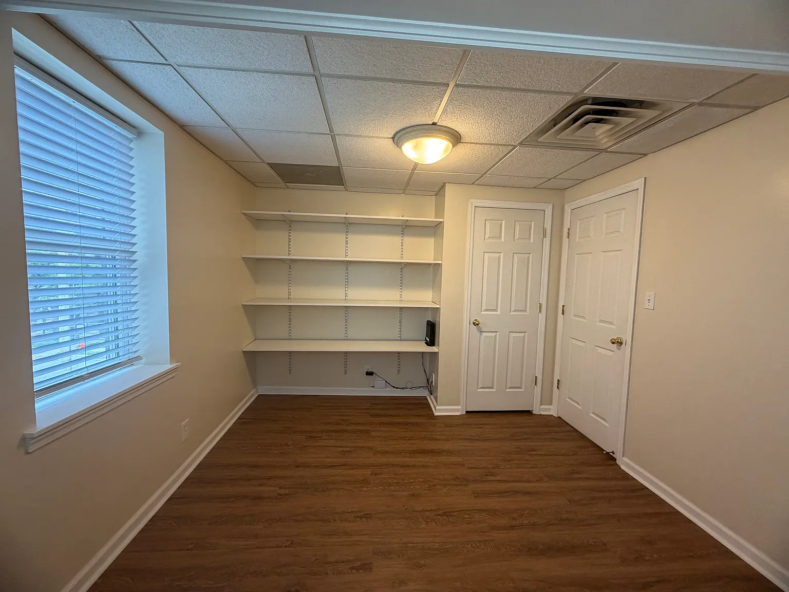 2 bed, $2,550 — Photo 4