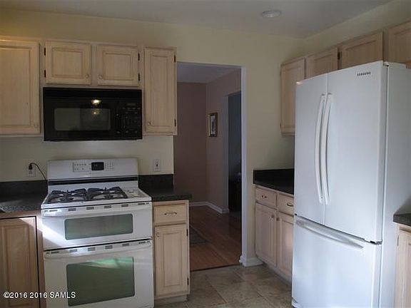 4th image of 3 Callagan Dr