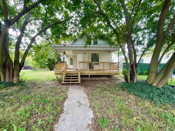 2017 Buffalo St, Michigan City, IN 46360
