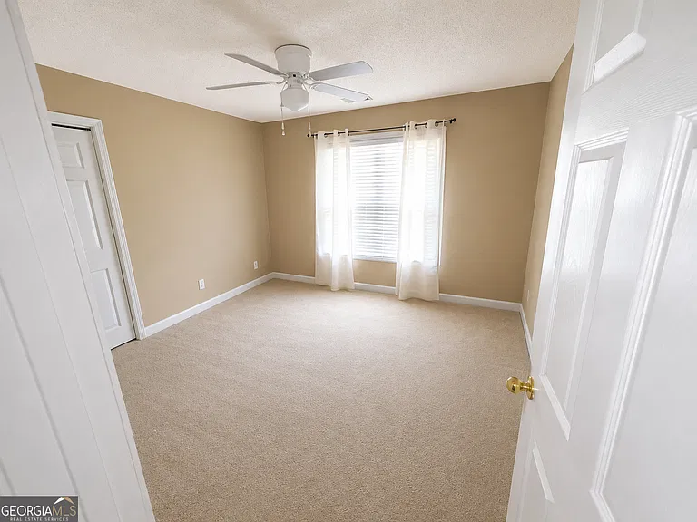 825 Stoneglen Ct — Photo 15