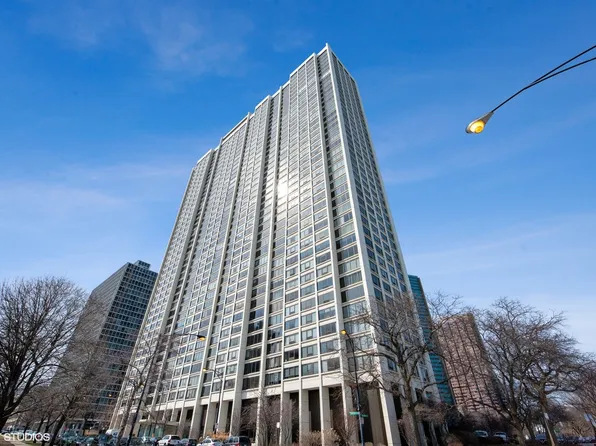 2800 N Lake Shore Dr APT 3214, Chicago, IL 60657