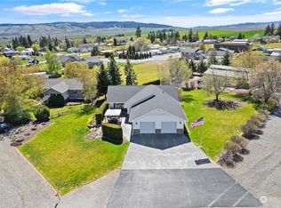 516 N Columbia Ave, Waterville, WA 98858