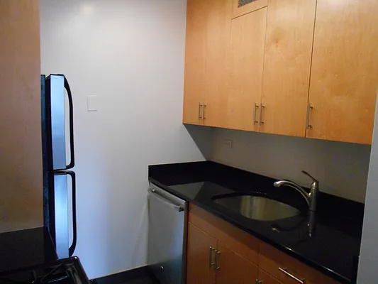 Rented by Carlyle Property Management | media 2