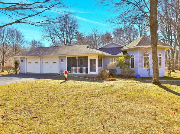 19 Birchwood Park, Palenville, NY 12463