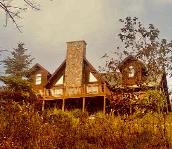 1st image of 620 Meadow Ave