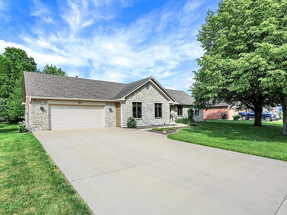 2nd image of 1637 Valley Brook Dr
