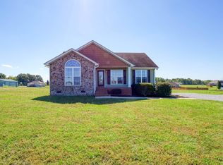 724 Lear Rd, Portland, TN 37148
