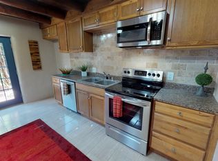 212 Lorenzo Ln, SANTA FE, NM 87501