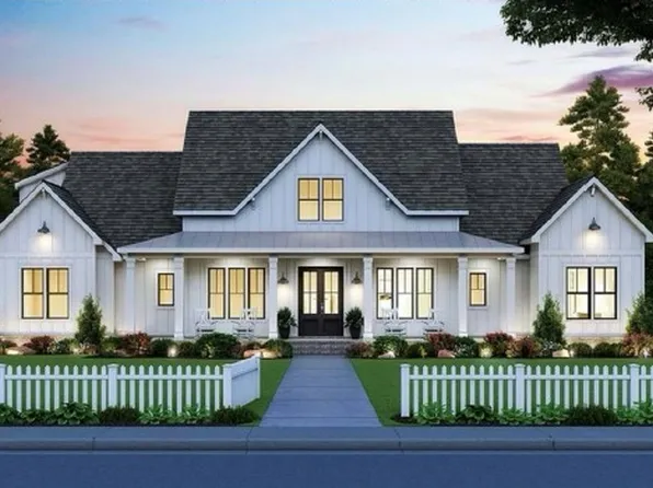 102 Long View Ct, Pickens, SC 29671