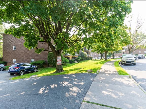 2nd image of 2415 Allenbrook Dr #2444-10