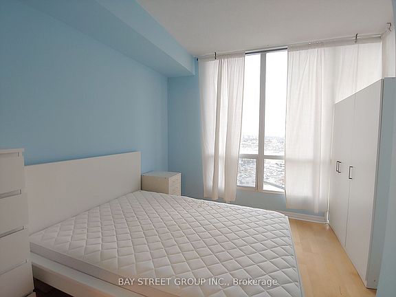 5th image of 3939 Duke Of York Blvd #2004