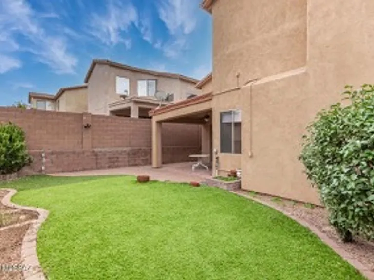 3496 N Camino La Jicarrilla — Photo 12