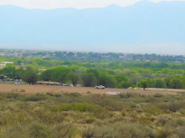 James St, Belen, NM 87002