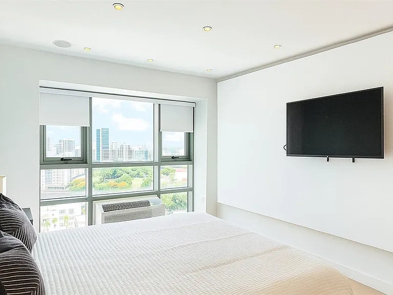 103 Avenida De Diego — Photo 5