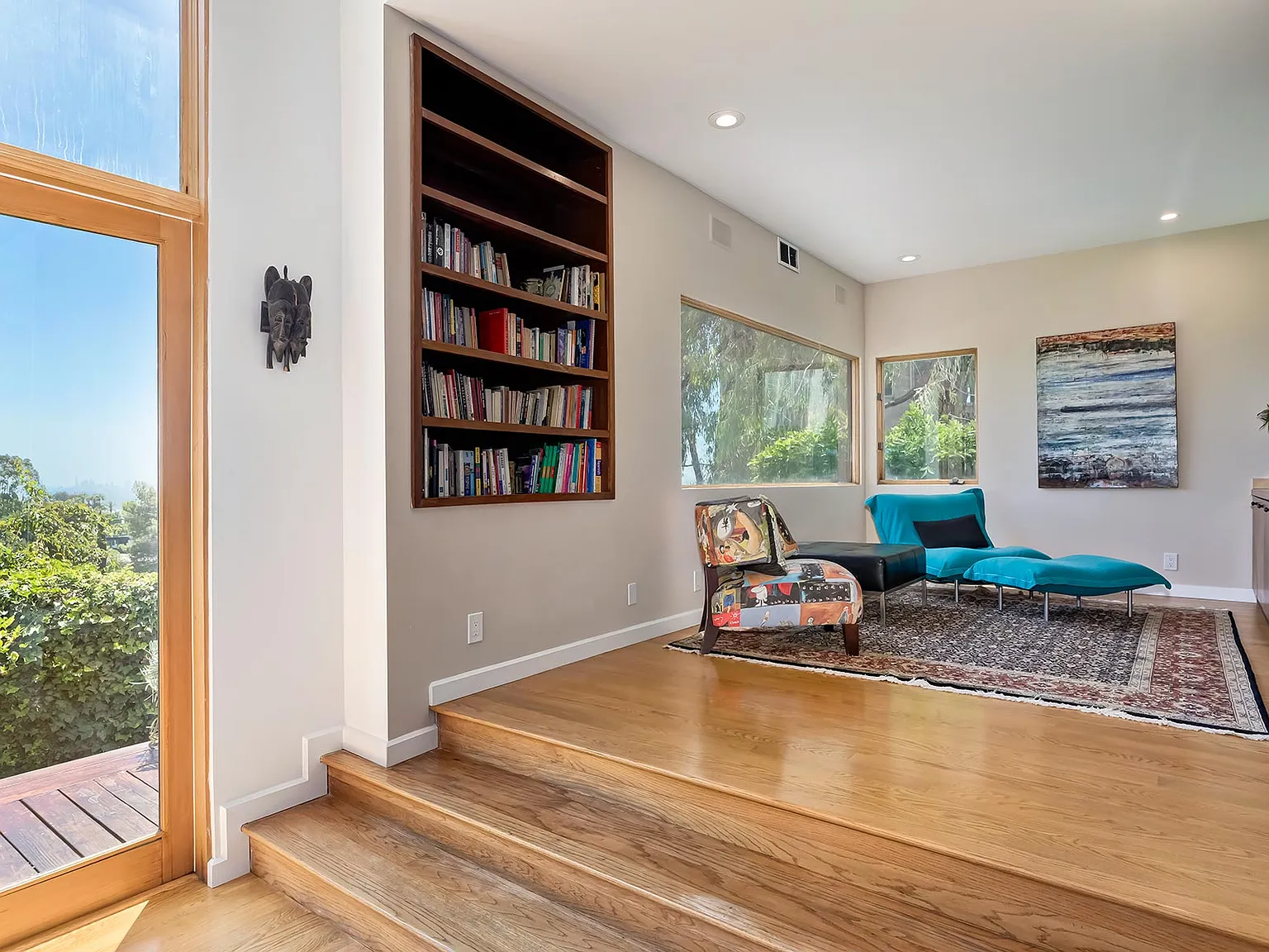 4 bed, 3300 sqft, $25,000 — Photo 4