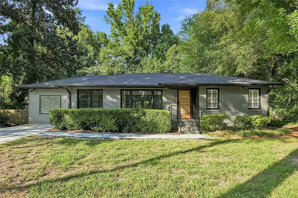 3 bed, 3.0 bath, $3,120 — Photo 1