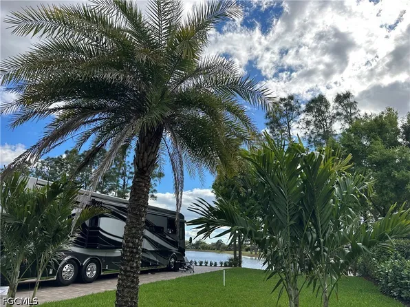 13881 Golden Palms Cir, Fort Myers, FL 33913