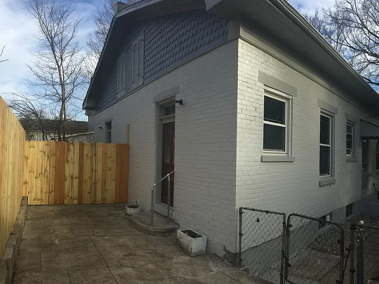 1320 Vandalia Ave #1 — Photo 6
