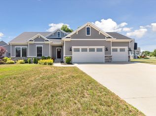 1850 Fox Prairie Rd, Saint Joseph, MI 49085