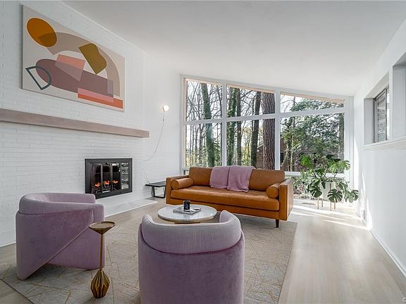 5th image of 305 Tarrytown Dr