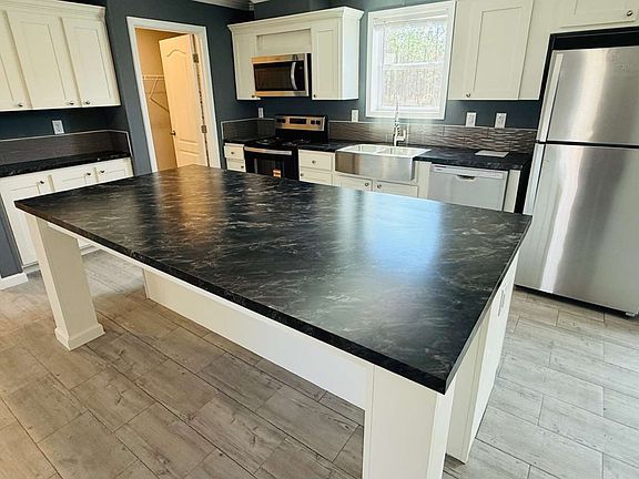 4th image of 13522 Garrison Rd