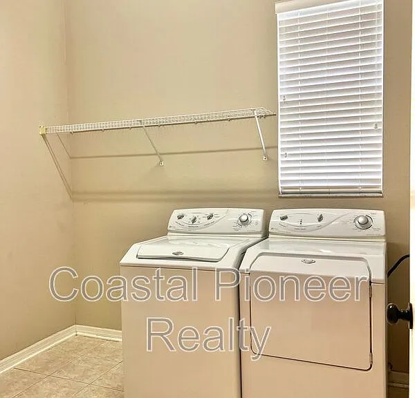 9524 Greenpointe Dr — Photo 45